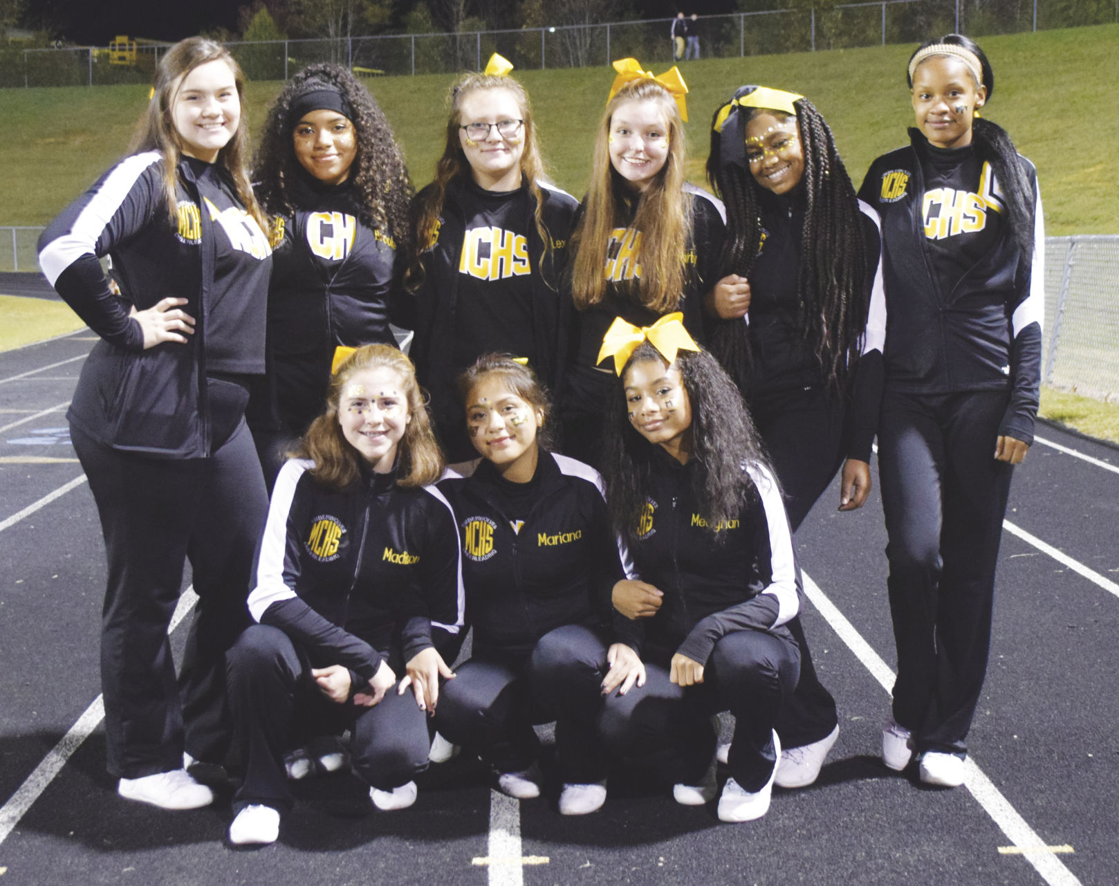 2019 Montgomery Central cheerleaders